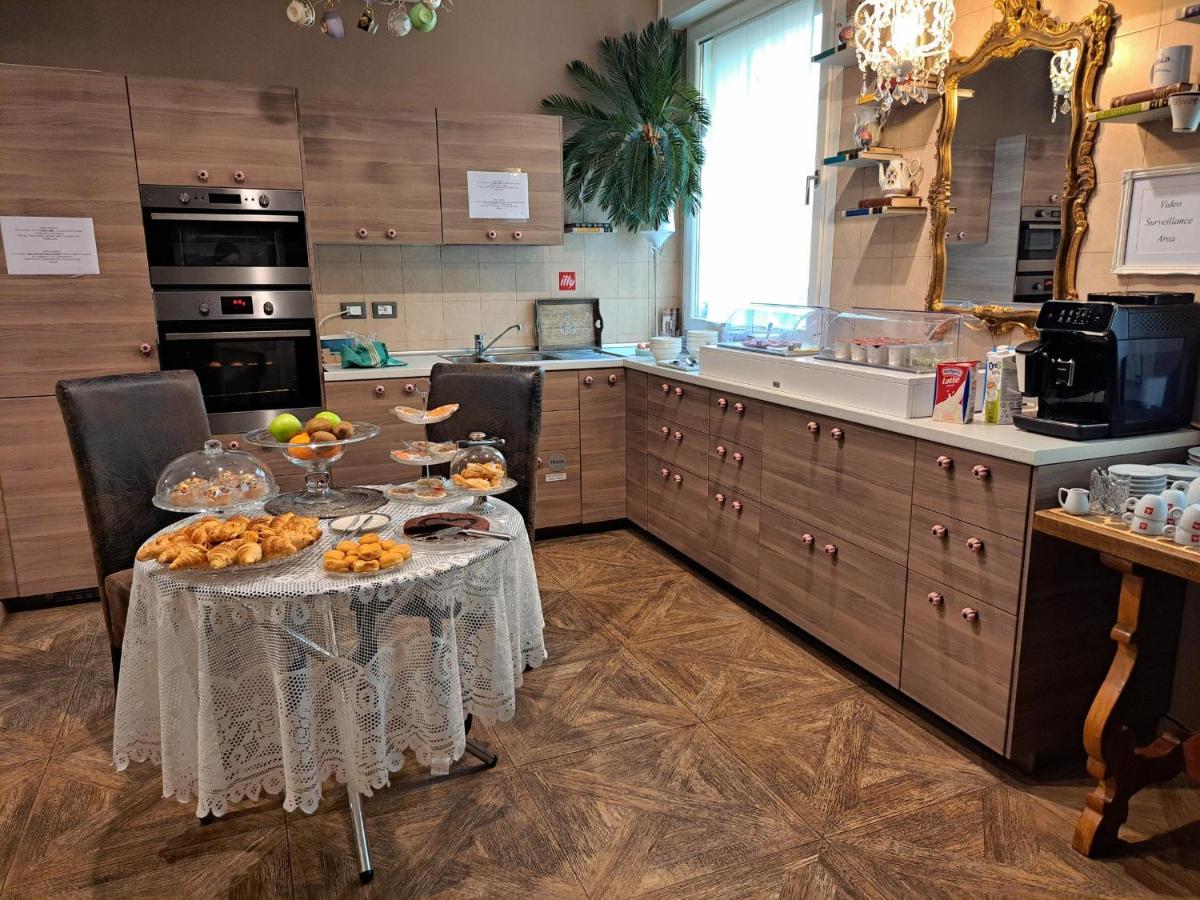 051 Room & Breakfast Bolonia Exterior foto